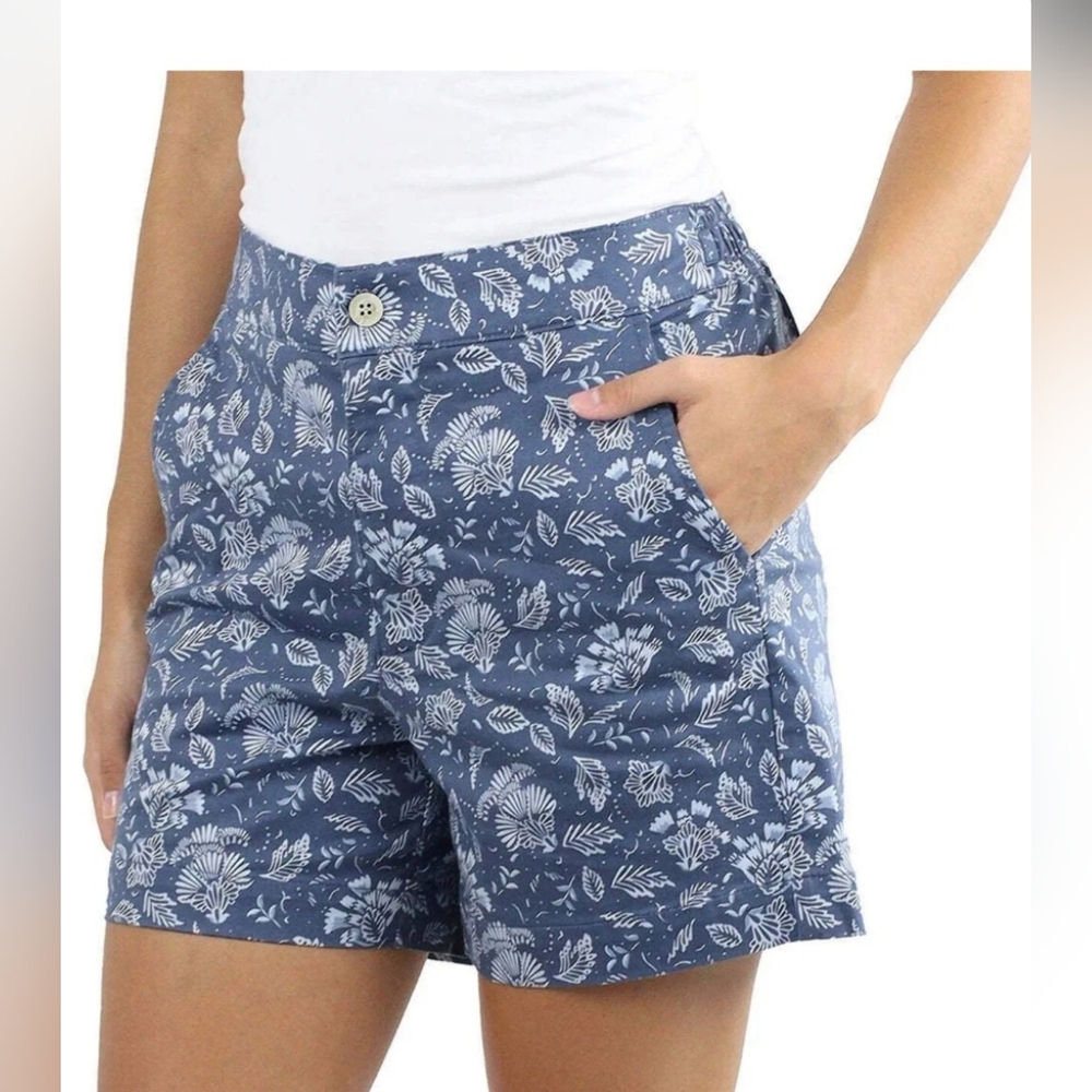 JACHS Girlfriend Navy Floral Women's Bermudas